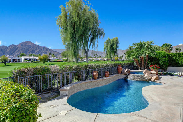 Property photo of 79405 Mandarina