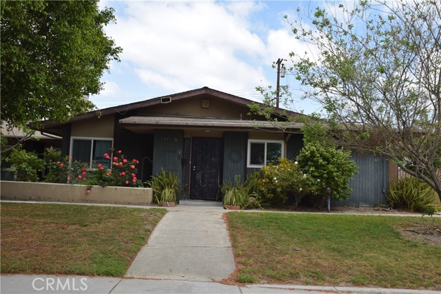 Property photo of 1851 W Glenoaks AV