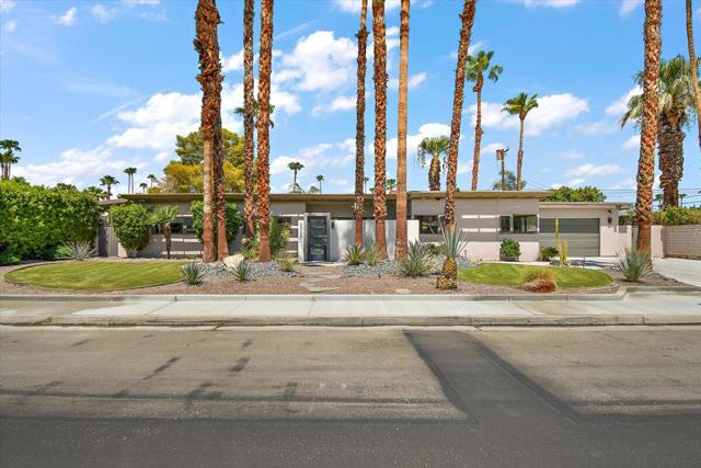 Property photo of 2030 E Amado RD
