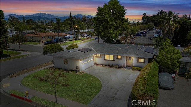 Property photo of 180 N De Lay AV