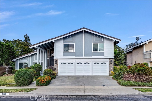 Property photo of 1836 Macinnes PL