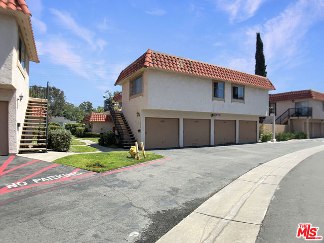 Property photo of 22862 Bonita LN