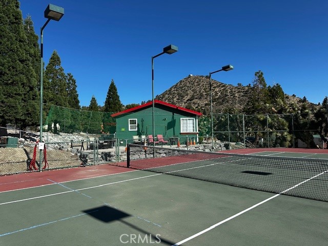 Property photo of 2184 Oak Springs Valley Rd