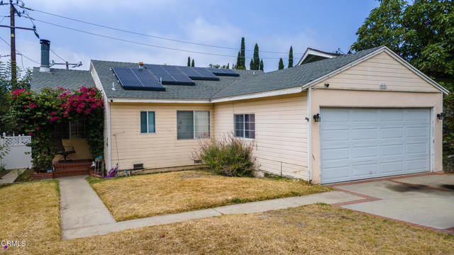 Property photo of 3036 Fairesta ST