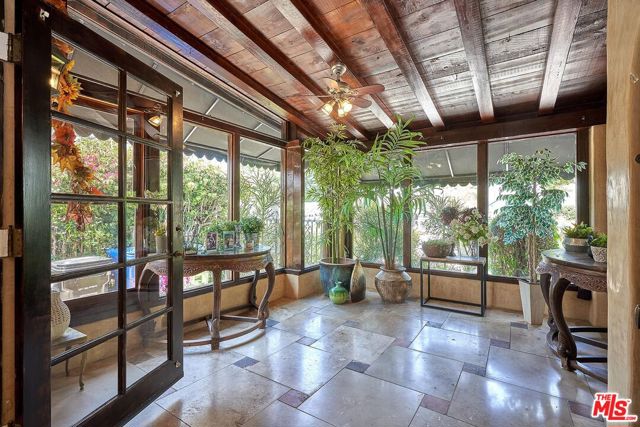 Property photo of 424 N Arden BL