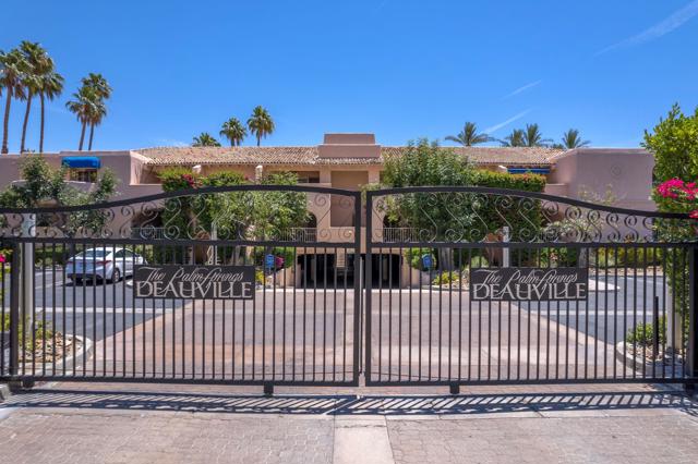 Property photo of 500 E Amado RD