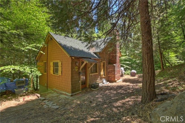 Property photo of 714 Blue Jay Canyon RD