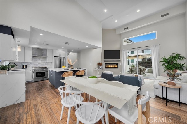 Property photo of 2713 Carnegie LN
