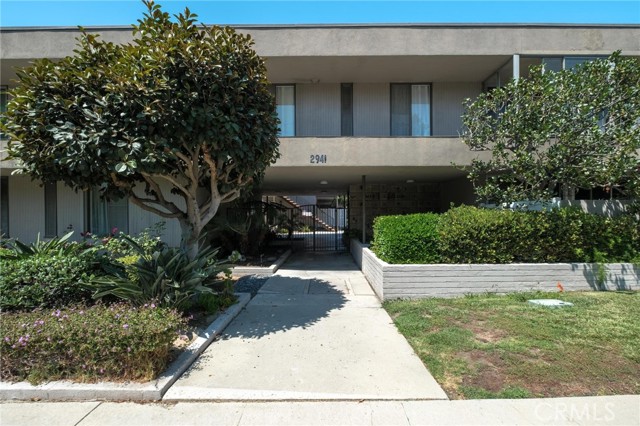 Property photo of 2940 W Carson ST