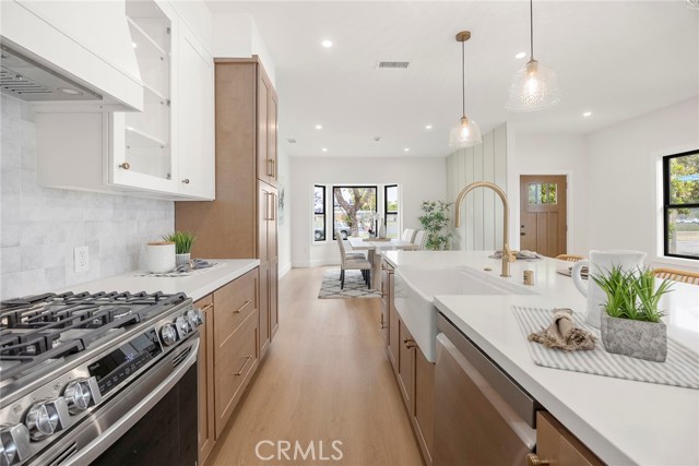 Property photo of 5702 E Huntdale ST