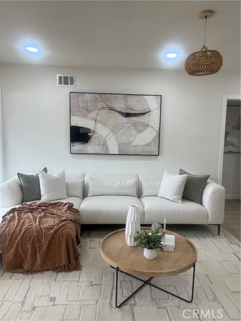 Photo of 5503 Mesagrove