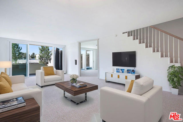 Property photo of 540 Kelton AV