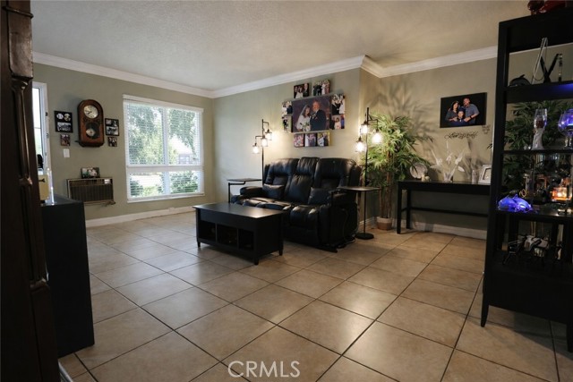 Photo of 660 S Glassell