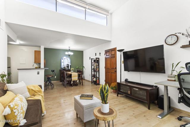 Photo of 5700 Etiwanda Av