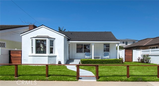 Property photo of 1821 Lake ST