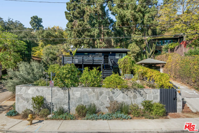 Photo of 8700 Crescent Dr