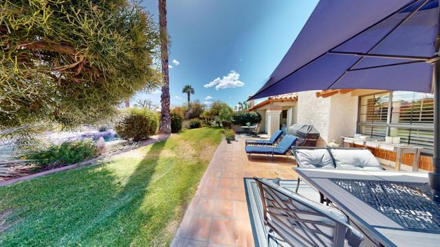 Property photo of 126 Avellino CR