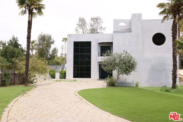 Property photo of 21329 Mulholland DR