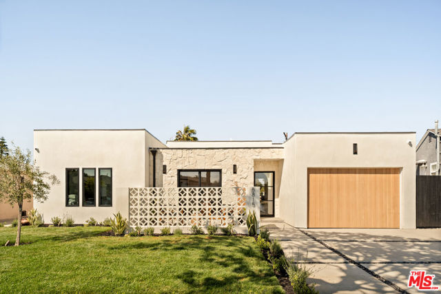 Property photo of 5815 W 77th PL