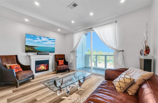 Property photo of 30902 Clubhouse DR