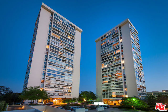 Property photo of 2222 Avenue Of The Stars