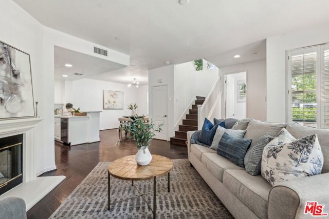 Property photo of 2460 E Villa ST