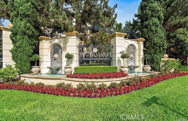 Property photo of 2230 Watermarke PL