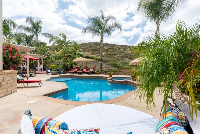 Property photo of 32269 Daisy DR