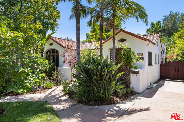 Photo of 1115 Palm Te
