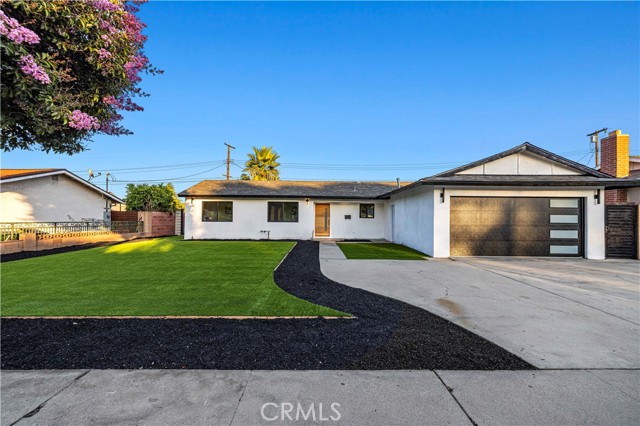 Property photo of 15086 Oro Grande ST