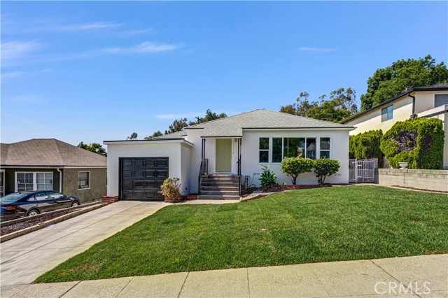 Property photo of 4622 Edelle PL
