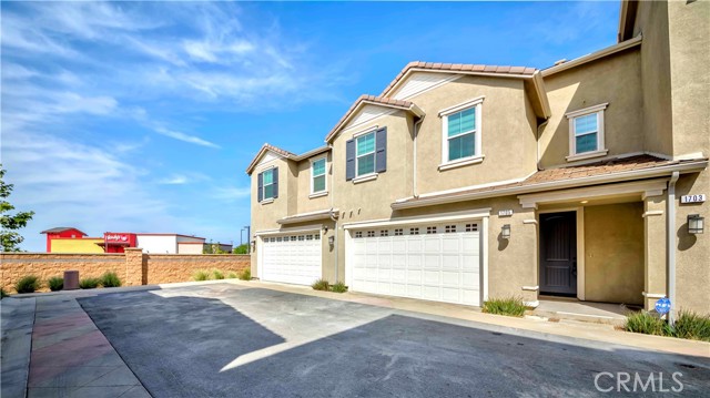 Property photo of 1705 Almond Tree PL