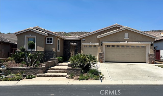 Property photo of 659 Price DR