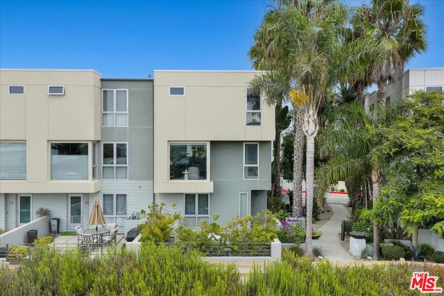 Property photo of 310 Washington BL
