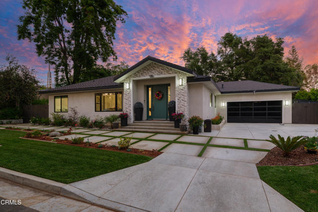 Property photo of 4428 Oakwood AV