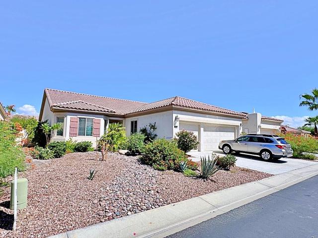 Property photo of 80880 Avenida Santa Regina