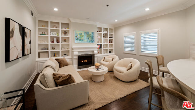 Property photo of 10364 Almayo AV