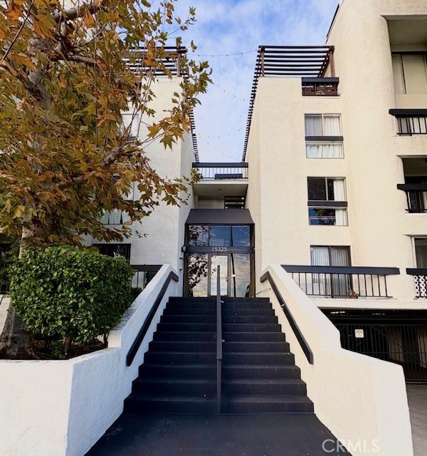 Property photo of 15325 Magnolia