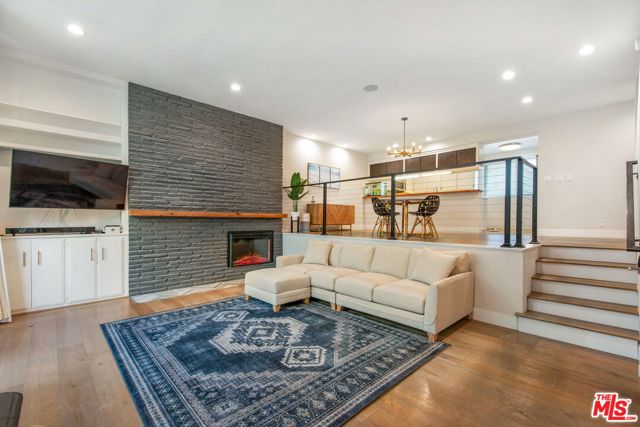 Property photo of 5326 Fairview BL