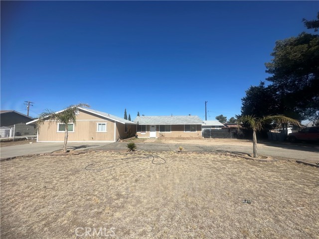 Property photo of 13970 Cajon ST