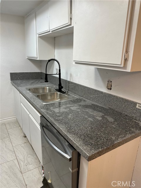 Property photo of 2455 West Acacia AV