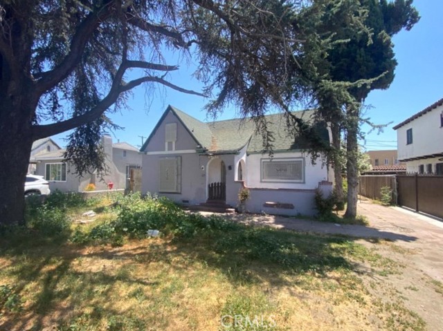 Property photo of 2640 Grand AV