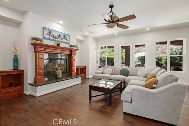 Property photo of 26677 Avenida Del Oro