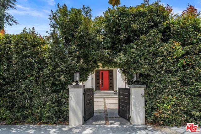 Property photo of 2755 Overland AV