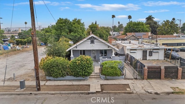 Property photo of 430 W 10th ST