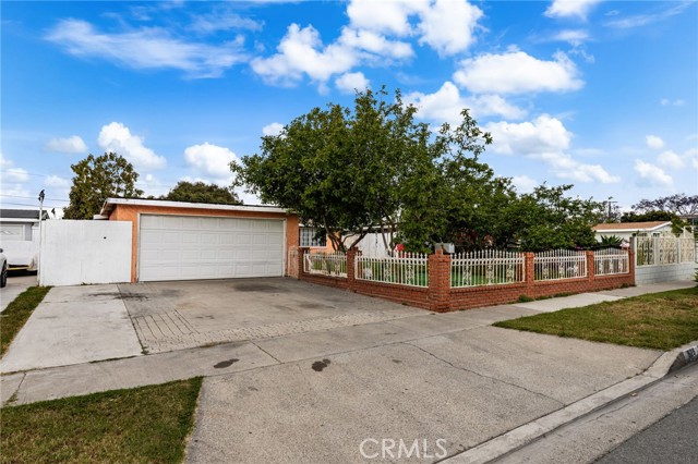 Property photo of 526 Nottingham AV