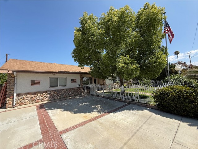 Property photo of 4271 Hines AV