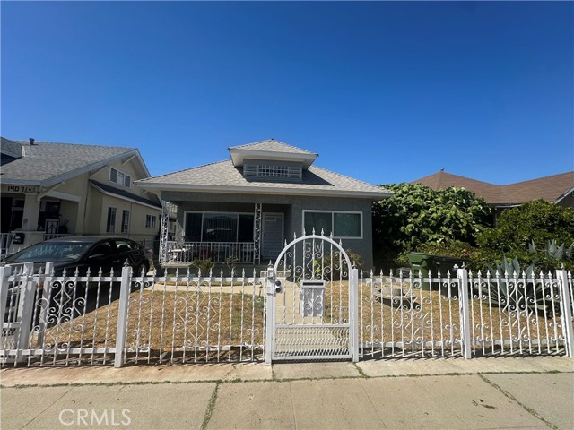 Property photo of 1409 E 41st PL