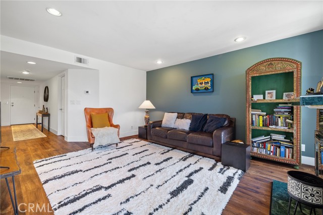 Property photo of 7001 S La Cienega BL