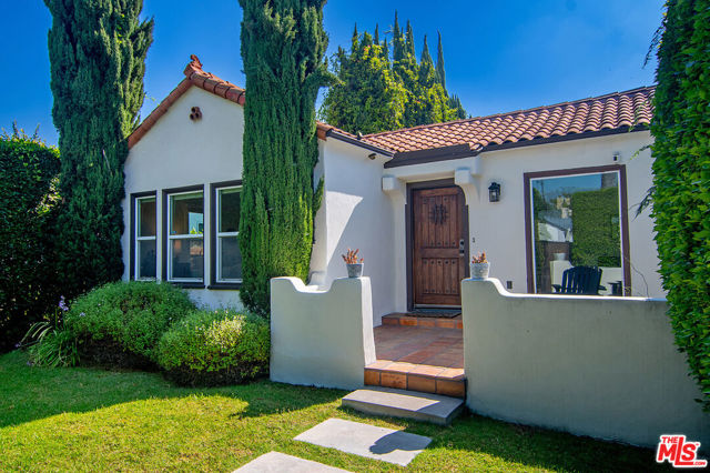 Property photo of 502 N Crescent Heights BL